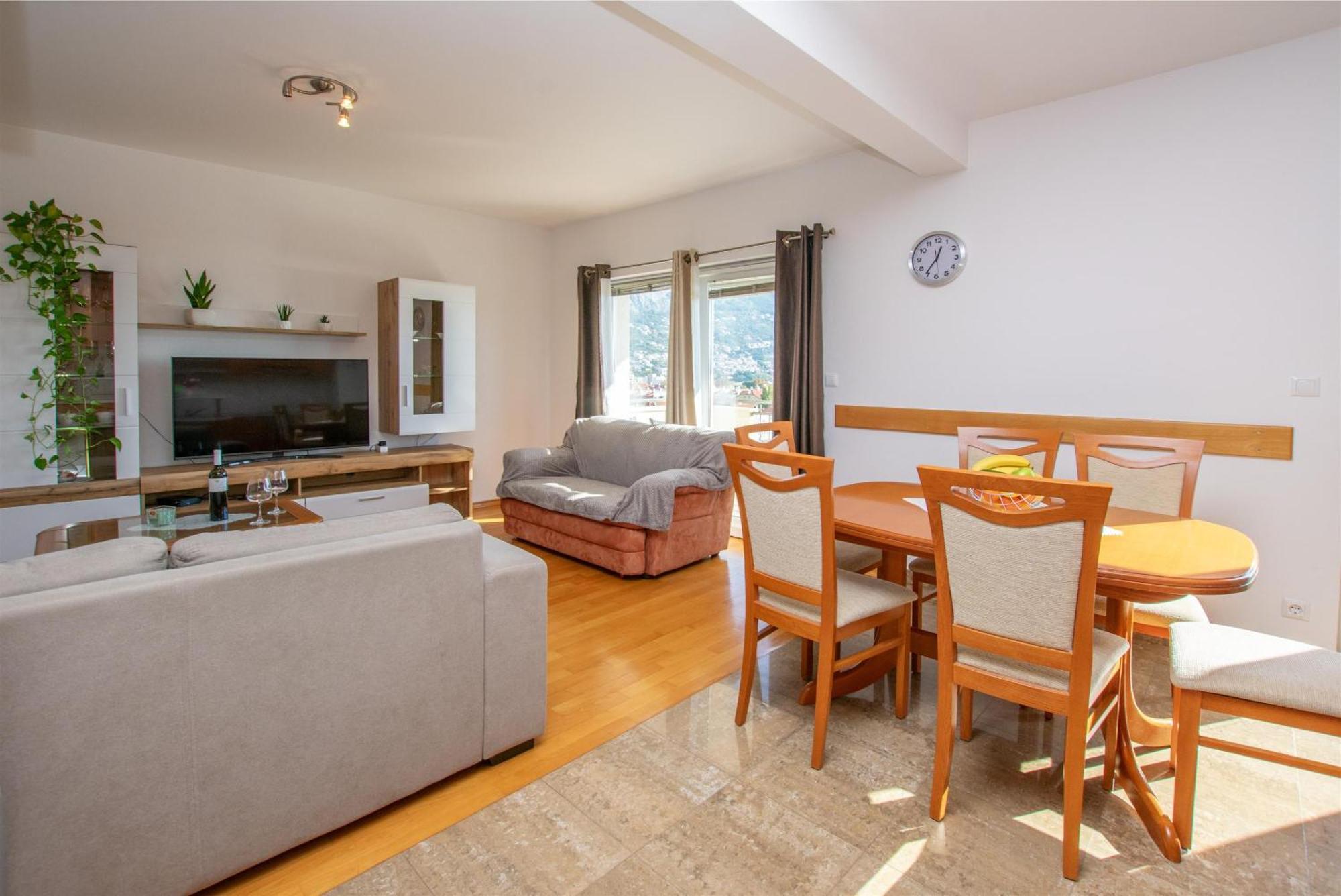 Apartment Zdravko Omiš Kültér fotó